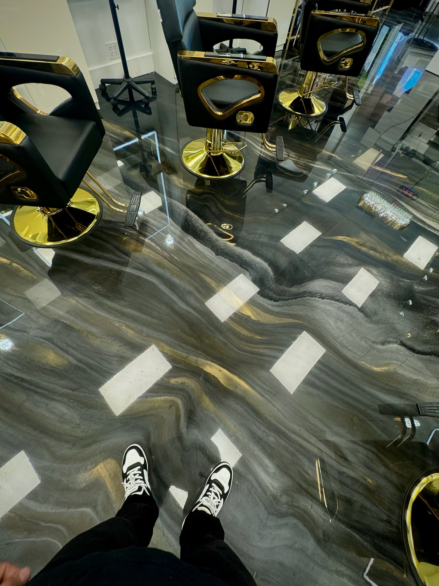 Premium metallic floor