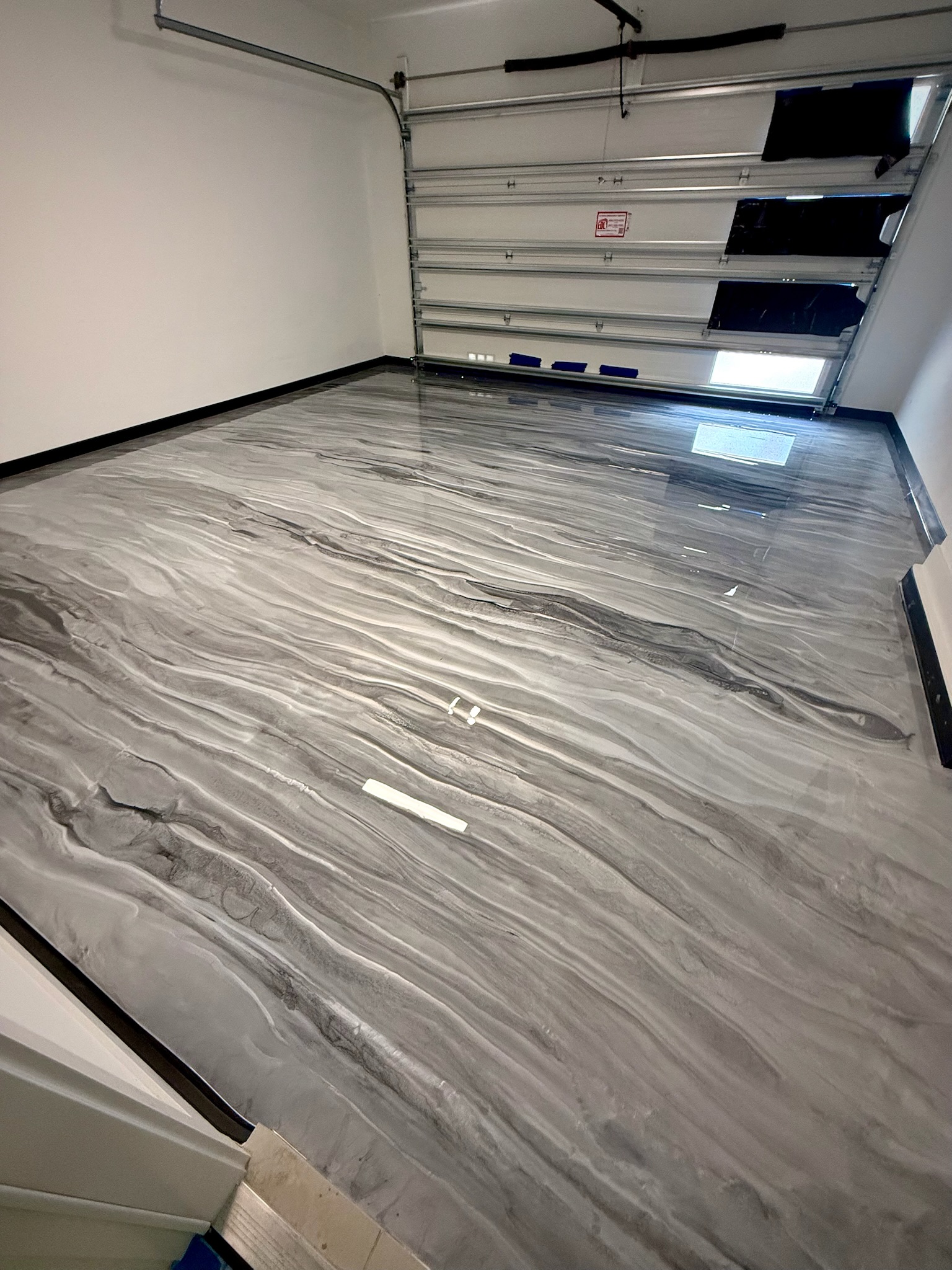 Epoxy flooring finish